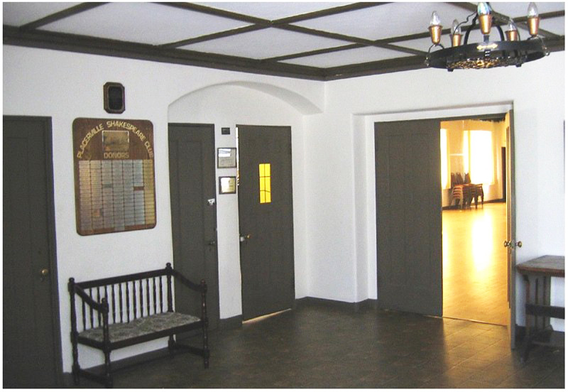 Foyer
